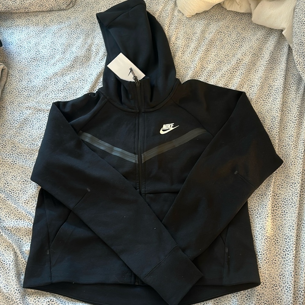 Black womens nike tech